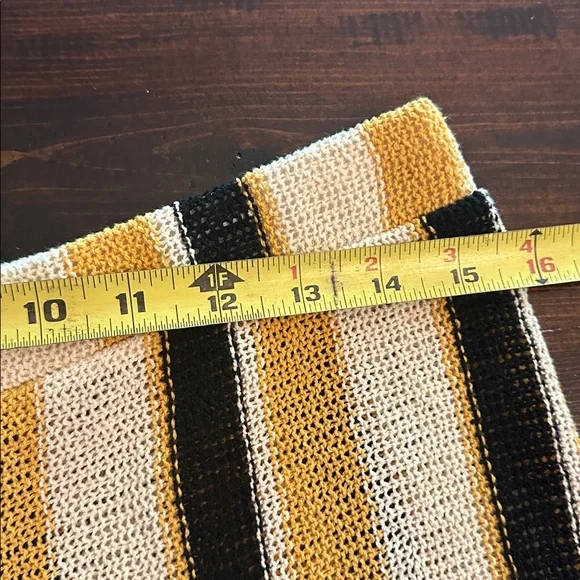 Zara women’s black yellow cream Striped knit L 31” inseam pants - Picture 10 of 13